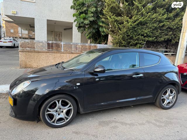 אלפא רומיאו מיטו