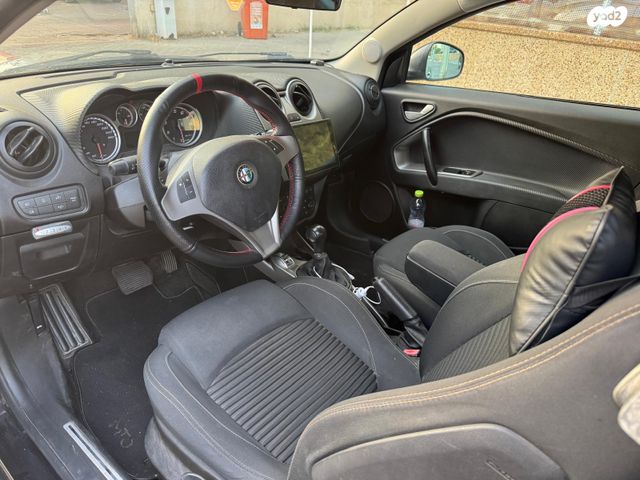 אלפא רומיאו מיטו