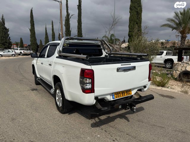 מיצובישי טרייטון / L200