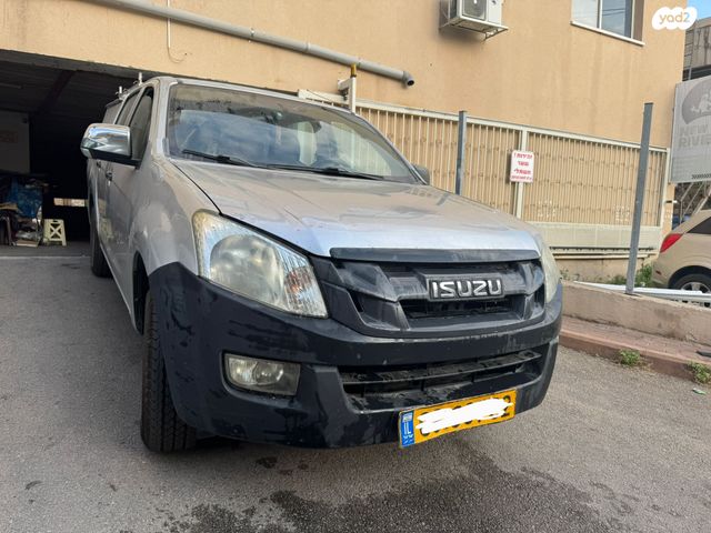 מודעת רכב איסוזו די-מקס