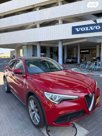 מודעת רכב אלפא רומיאו סטלביו