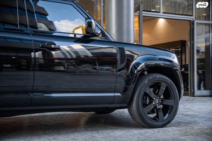 לנד רובר דיפנדר