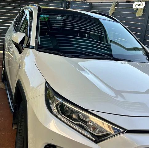 מודעת רכב טויוטה RAV4
