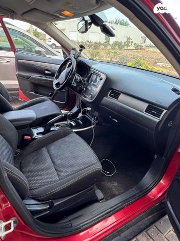 מיצובישי אאוטלנדר