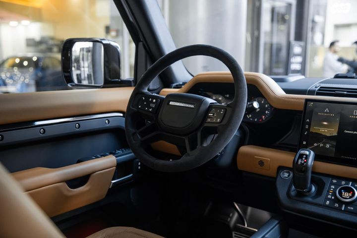 לנד רובר דיפנדר