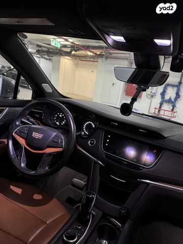 קאדילק XT5