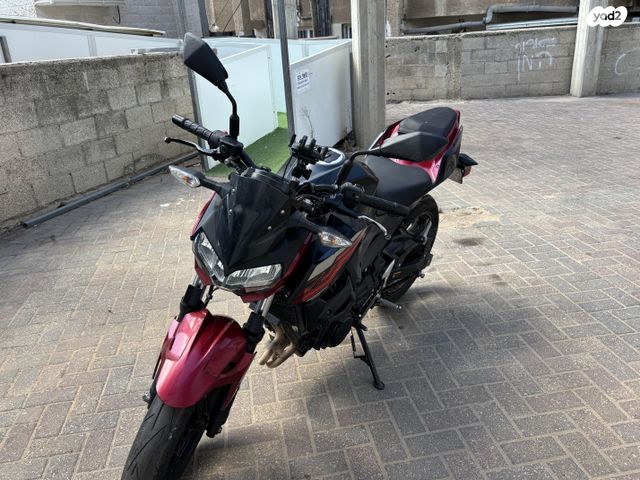 קאוואסאקי Z400