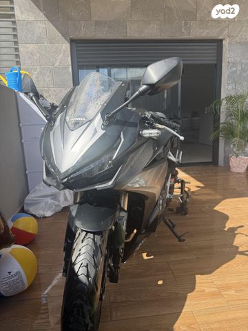 הונדה CBR500R
