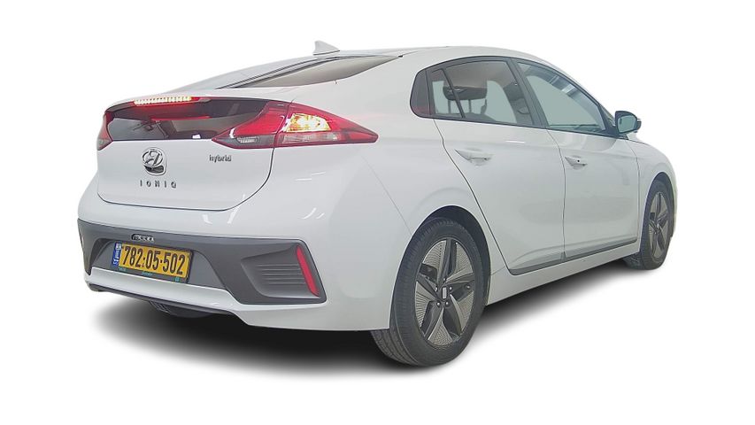 יונדאי איוניק