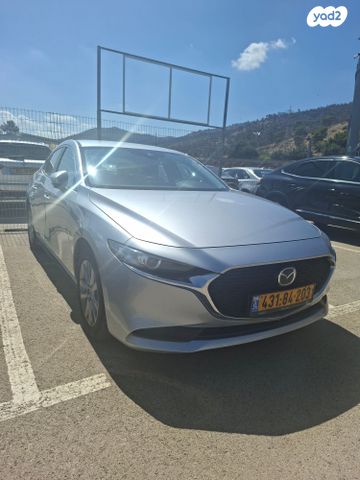 מודעת רכב מאזדה 3