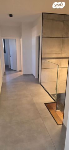 בית פרטי/ קוטג', יער בית קשת 45, שכונה 11, תל מונד