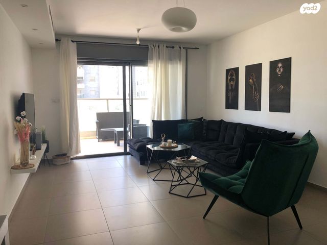 הנרייטה סאלד 65