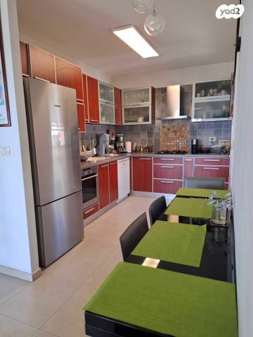 דופלקס, יבנה 40, קרית יערים, רמת השרון