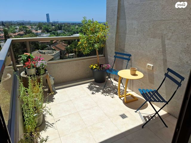 דופלקס, יבנה 40, קרית יערים, רמת השרון