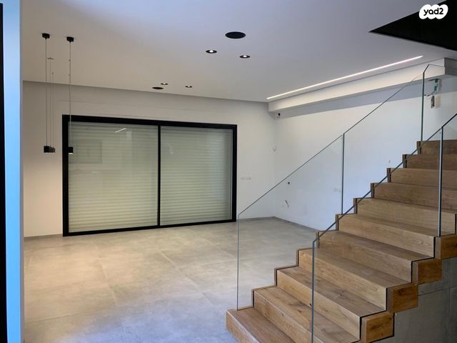 בית פרטי/ קוטג', יער בית קשת 45, שכונה 11, תל מונד