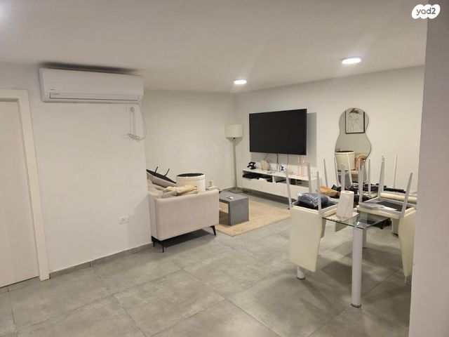 בית פרטי/ קוטג', יער בית קשת 45, שכונה 11, תל מונד