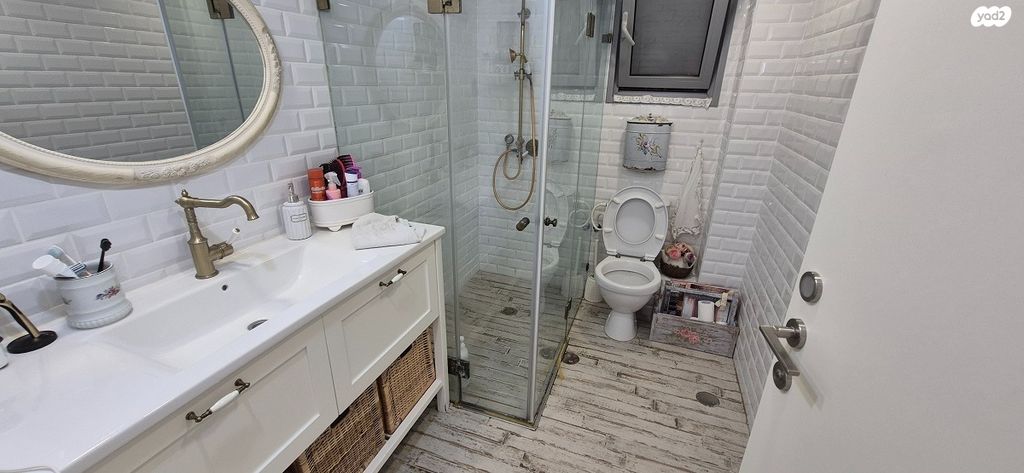 דירה, אליהו הנביא, ראש העין