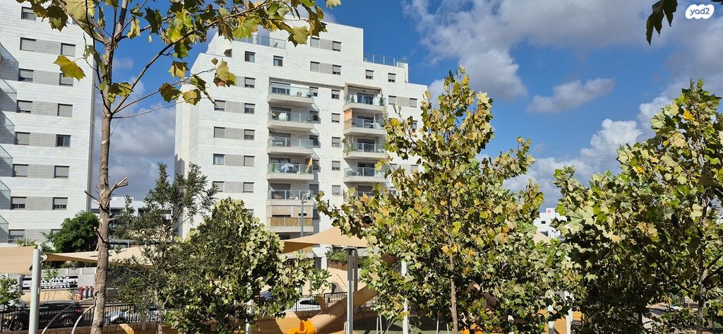 דירה, אליהו הנביא, ראש העין