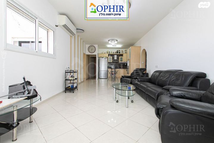 גג/ פנטהאוז, ארתור הנטקה, אחוזה, חיפה