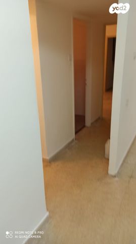 דירה, מבצע סיני 9, רמת יוסף, בת ים