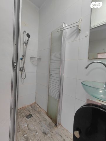 דירה, חנה סנש 15, מוצקין הותיקה, קרית מוצקין