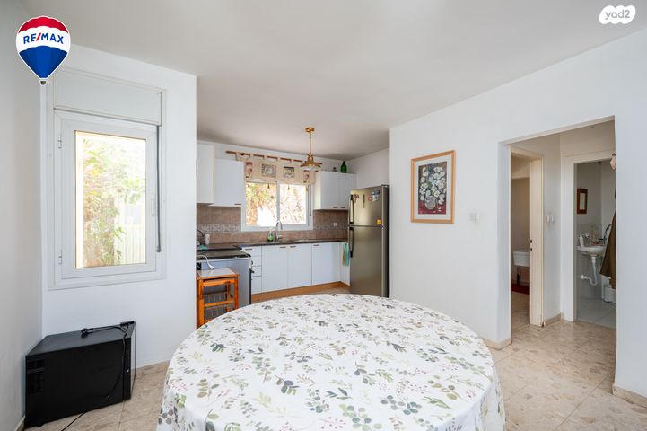 דו משפחתי, זכרון יעקב