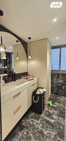 דירה, משה רינת, קרית רבין, חולון