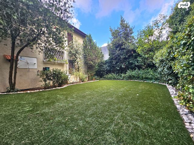 בית פרטי/ קוטג', כפר ורדים