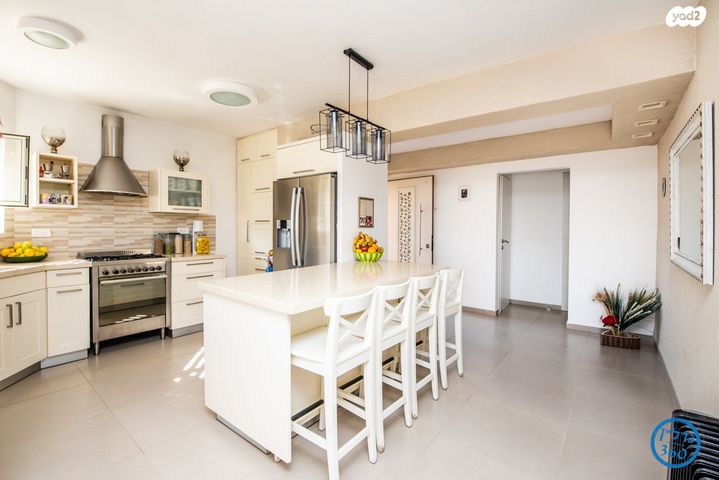 דירה, מול היקב, זכרון יעקב