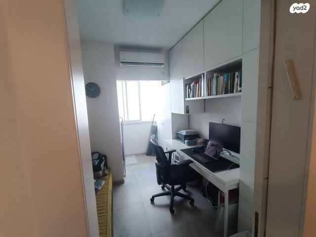 דירה, ארלוזורוב, פועלים ד, כפר סבא