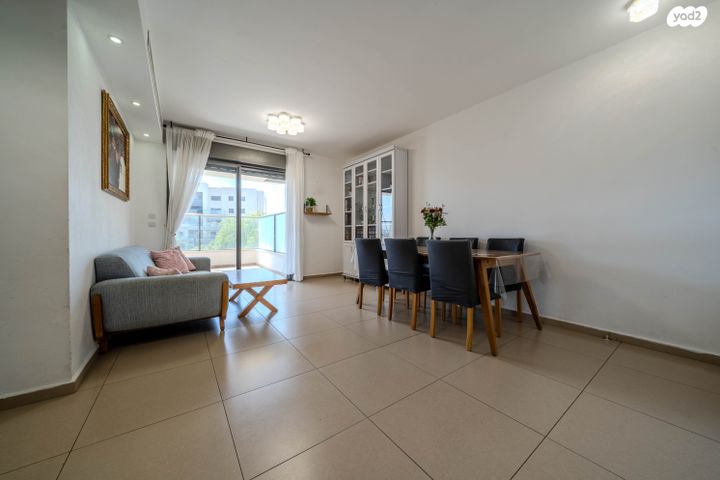 דירה, שקד 6, חריש