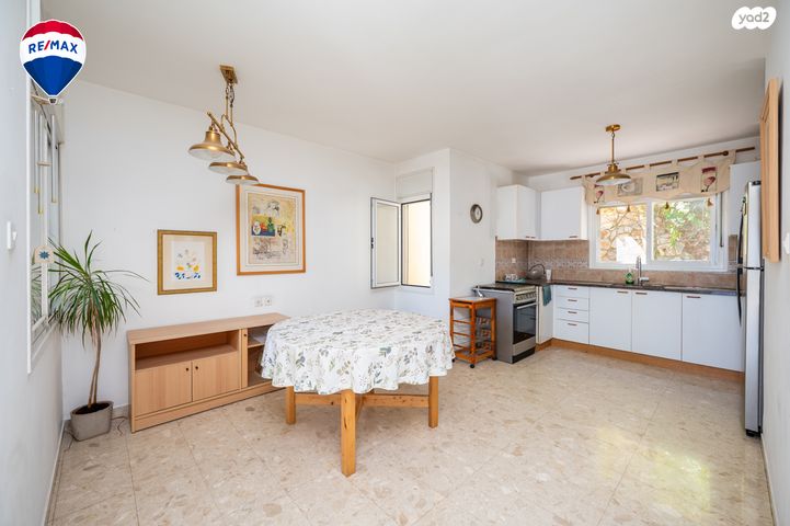 דו משפחתי, זכרון יעקב