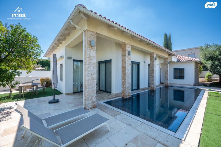 בית פרטי/ קוטג', הרקיע, הגולף, קיסריה