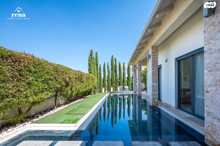 בית פרטי/ קוטג', הרקיע, הגולף, קיסריה