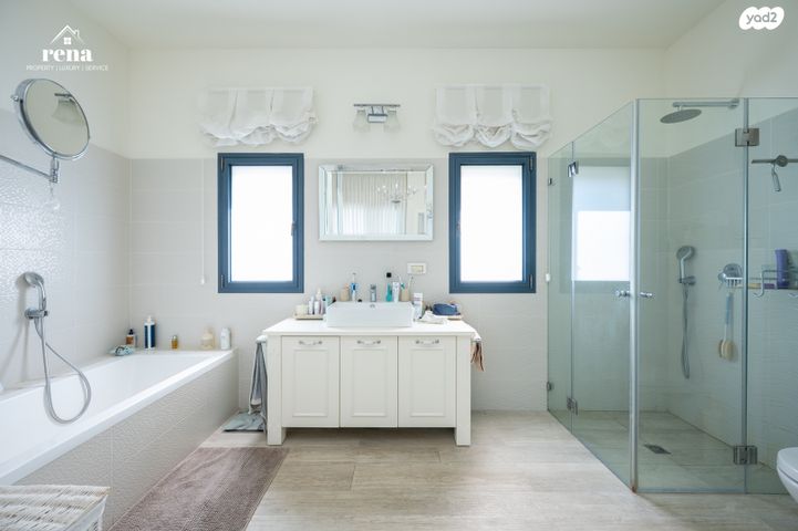 בית פרטי/ קוטג', הרקיע, הגולף, קיסריה