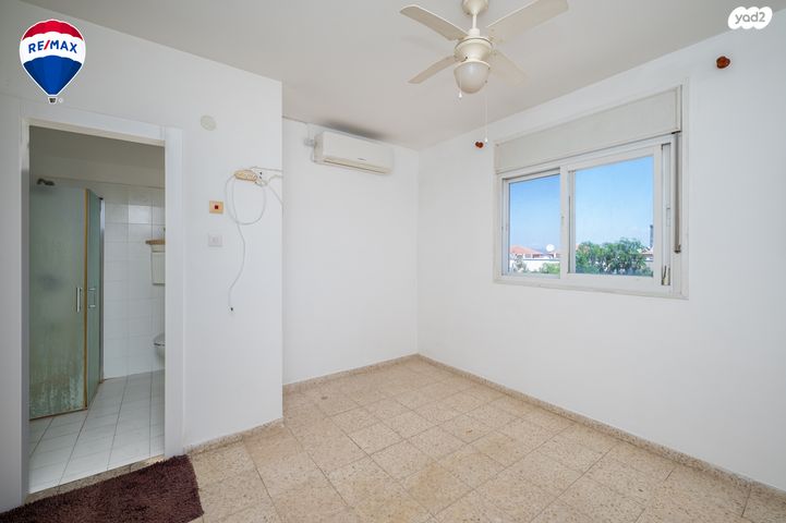 דו משפחתי, זכרון יעקב