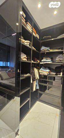 דירה, משה רינת, קרית רבין, חולון