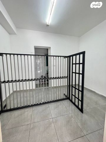 דירה, חנה סנש 15, מוצקין הותיקה, קרית מוצקין