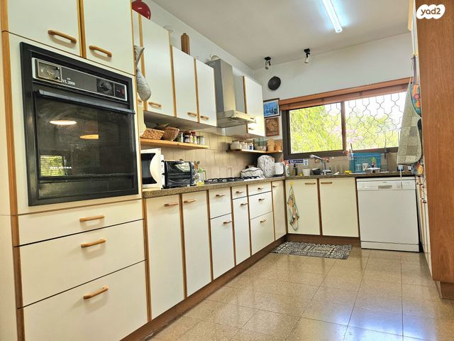 בית פרטי/ קוטג', כפר ורדים