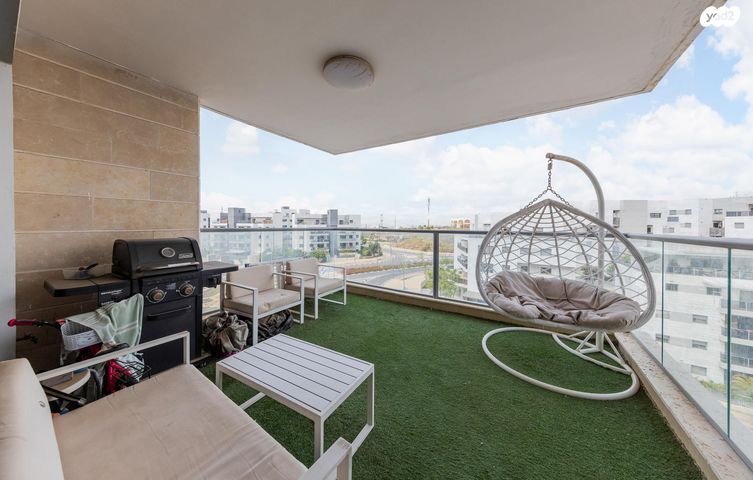 דירה, גולדה מאיר, פסגות אפק, ראש העין