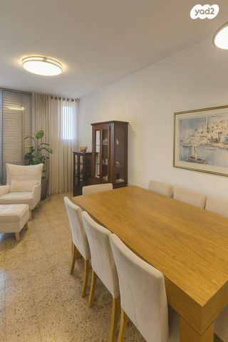 דירה, אלכסנדר זייד 4, קרית חיים מזרחית, חיפה