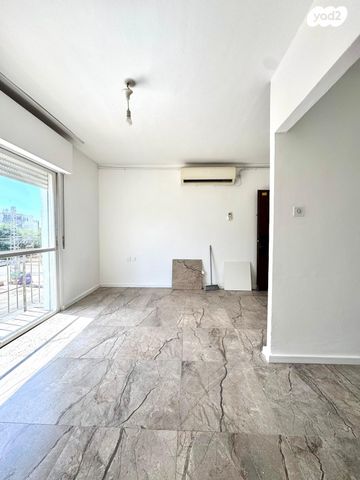 דירה, שכונת שז"ר 811, שז"ר, אור עקיבא