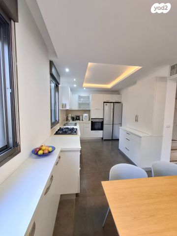 דירת גן, שוהם, הצבאית, כפר יונה