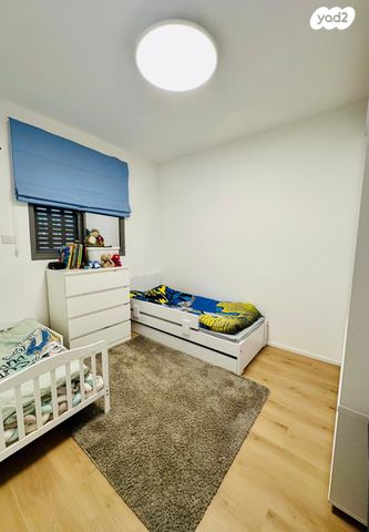 דירת גן, תל מונד