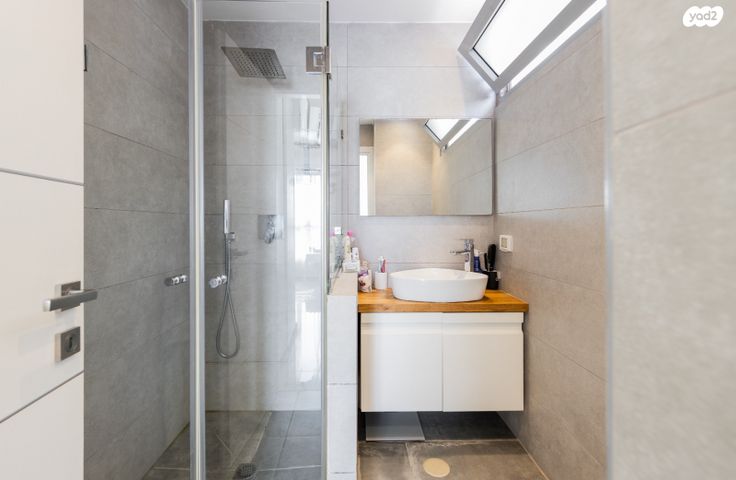 דופלקס, מתחם 1200, הוד השרון