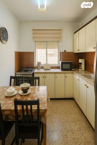 דירה, אלכסנדר זייד 4, קרית חיים מזרחית, חיפה