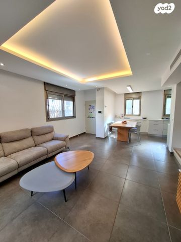 דירת גן, שוהם, הצבאית, כפר יונה