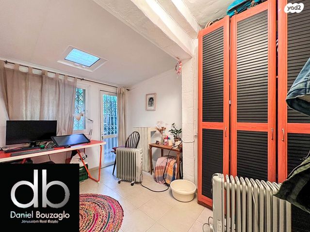 דירת גן, יהושע בן נון, המושבה היוונית, ירושלים