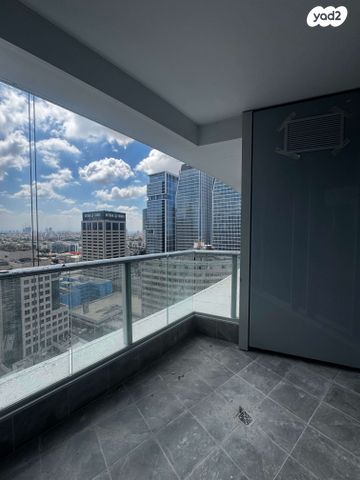 דירה, גרציאני יצחק 10, גני שרונה, קרית הממשלה, תל אביב יפו