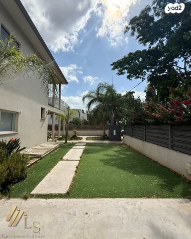 בית פרטי/ קוטג', חרב לאת